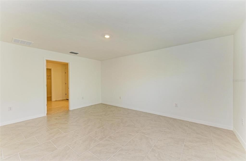 23444 Steeple Avenue - Photo 13