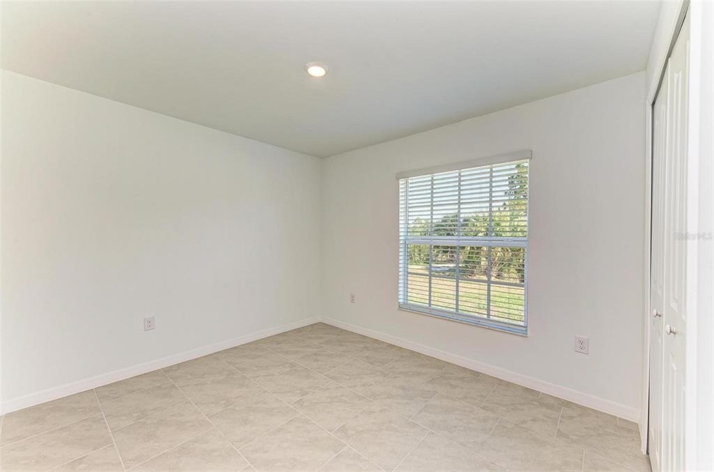23444 Steeple Avenue - Photo 18