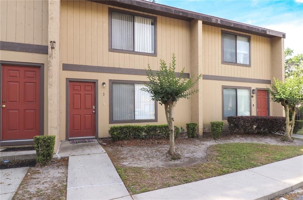 2300 Sw 43rd Street - Photo 2