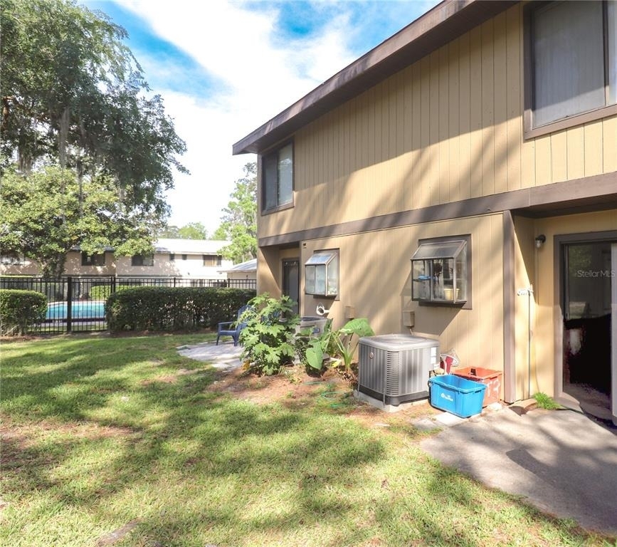 2300 Sw 43rd Street - Photo 24