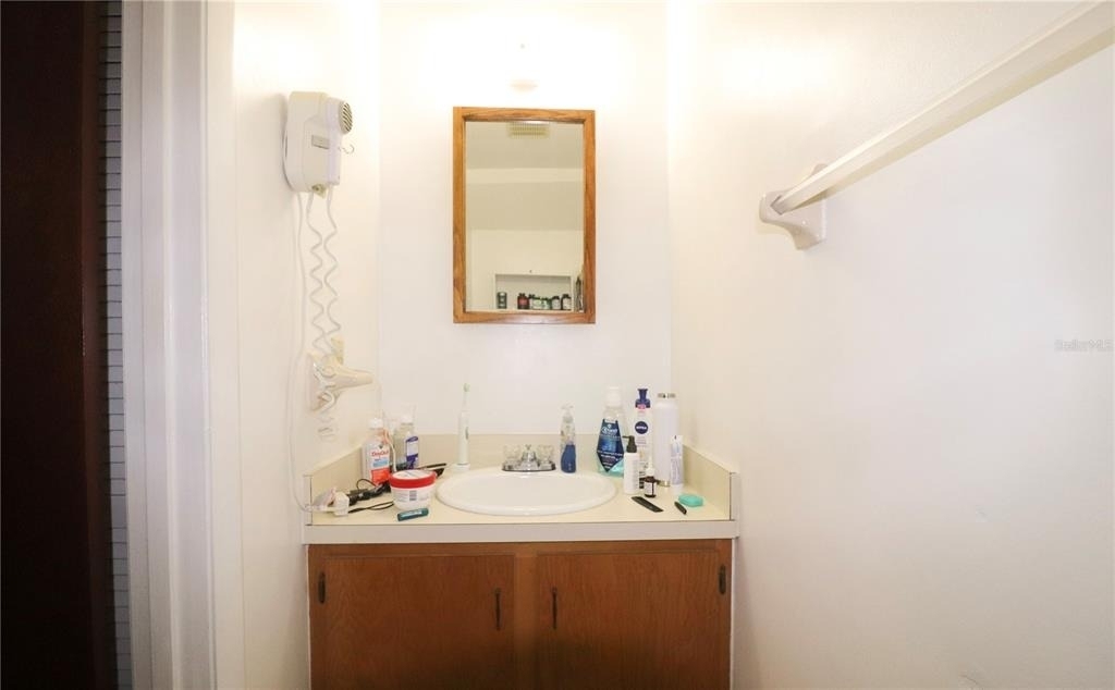2300 Sw 43rd Street - Photo 16