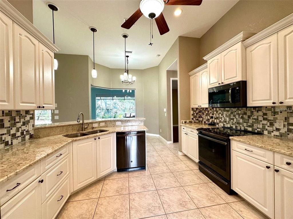 26577 Barranquilla Avenue - Photo 9