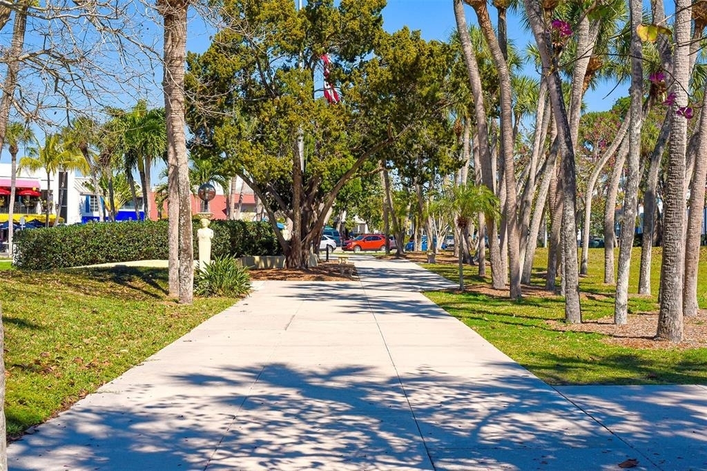800 Benjamin Franklin Drive - Photo 35