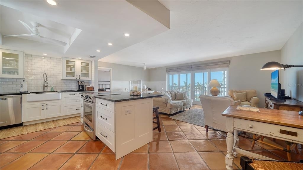 800 Benjamin Franklin Drive - Photo 3