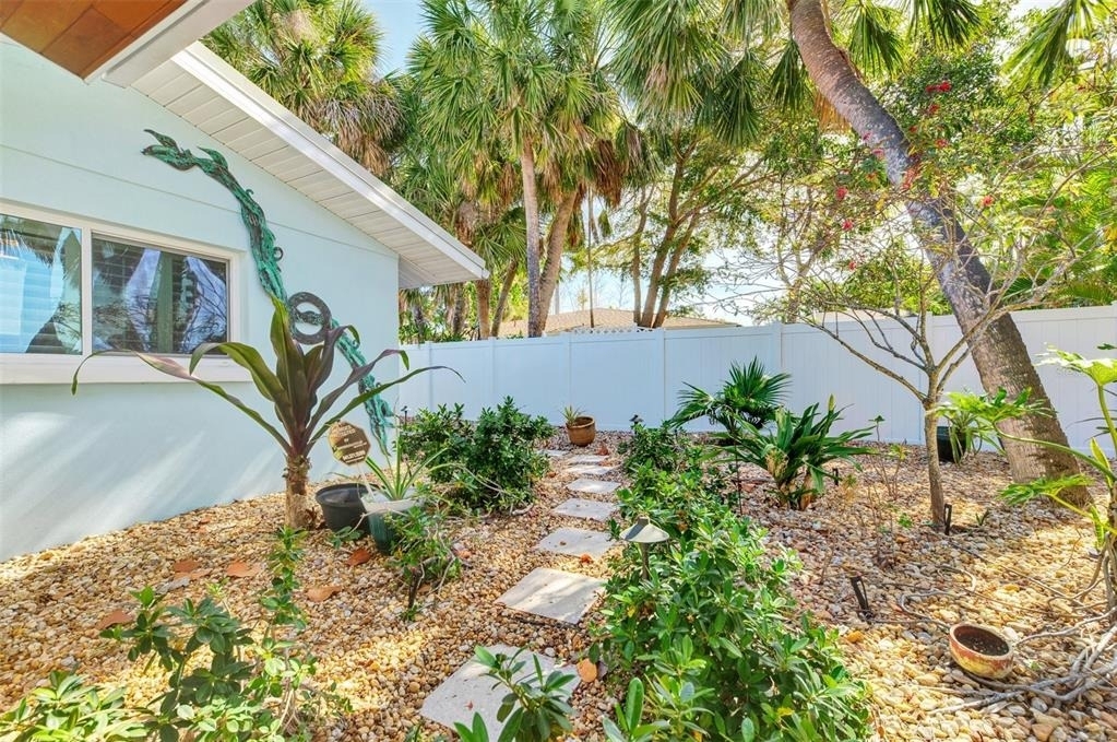 5628 Cape Leyte Drive - Photo 22