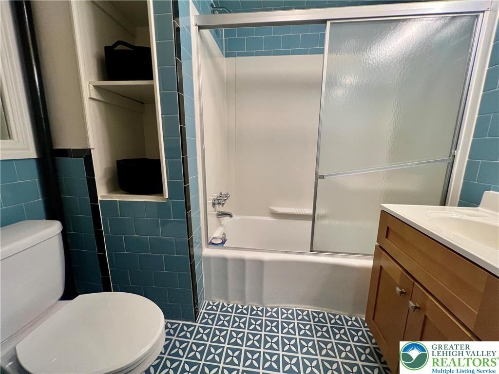 606 W Broad Street - Photo 8