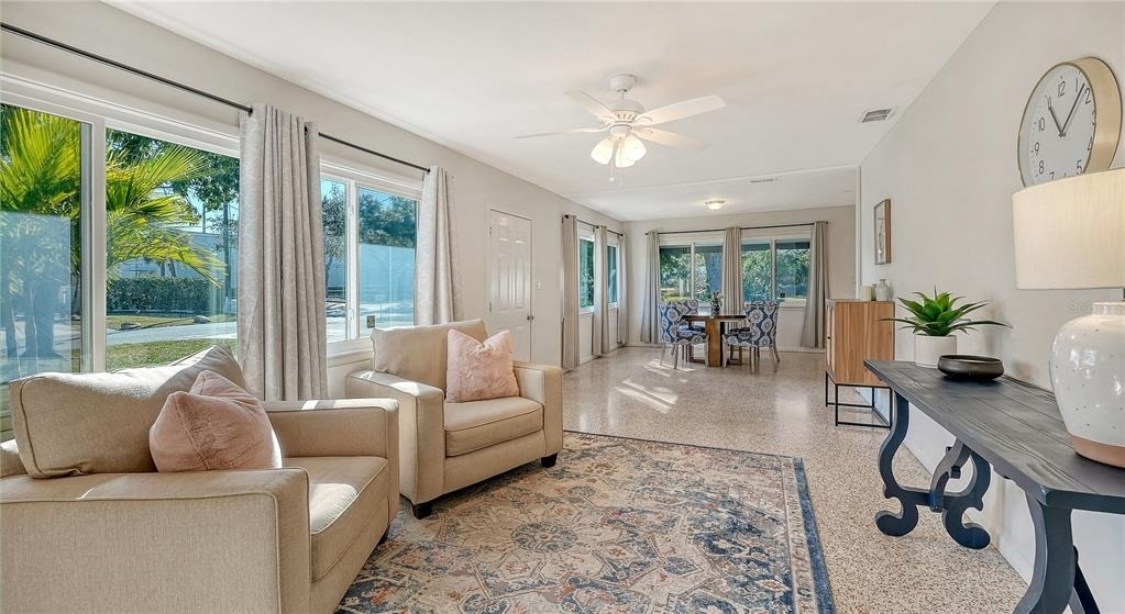 209 Briggs Court - Photo 4
