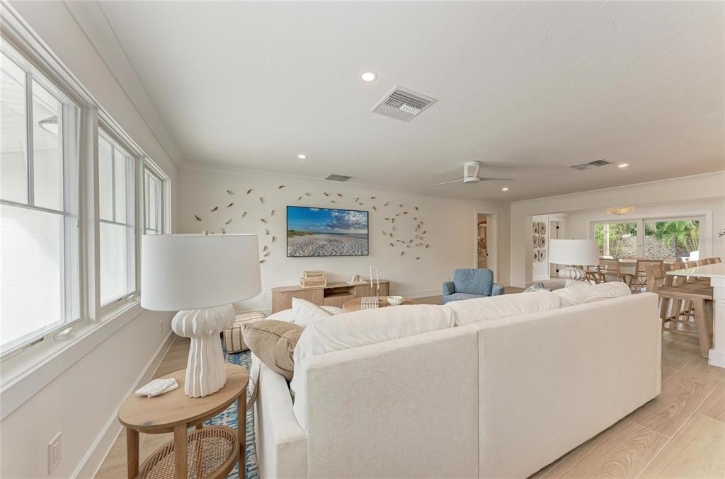 431 Island Circle - Photo 7