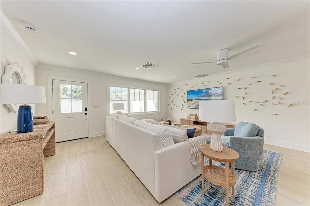 431 Island Circle - Photo 9