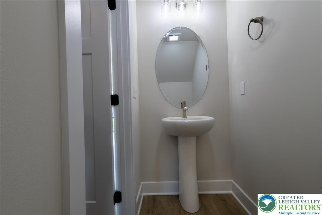 1411 Greenview Drive - Photo 11