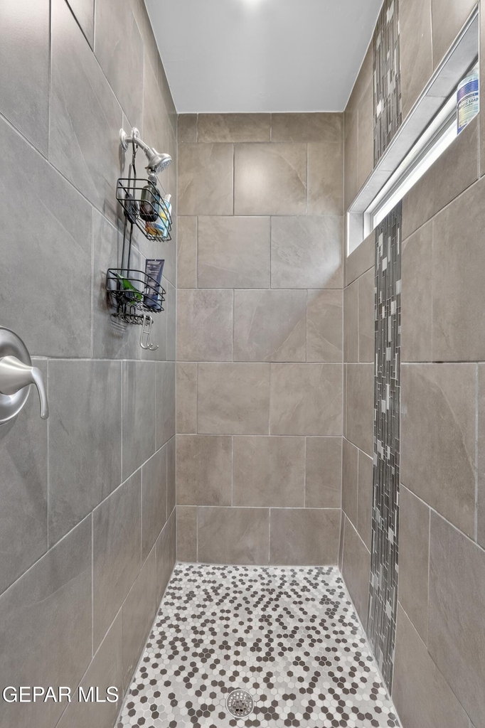 2233 Sandstone Place - Photo 36