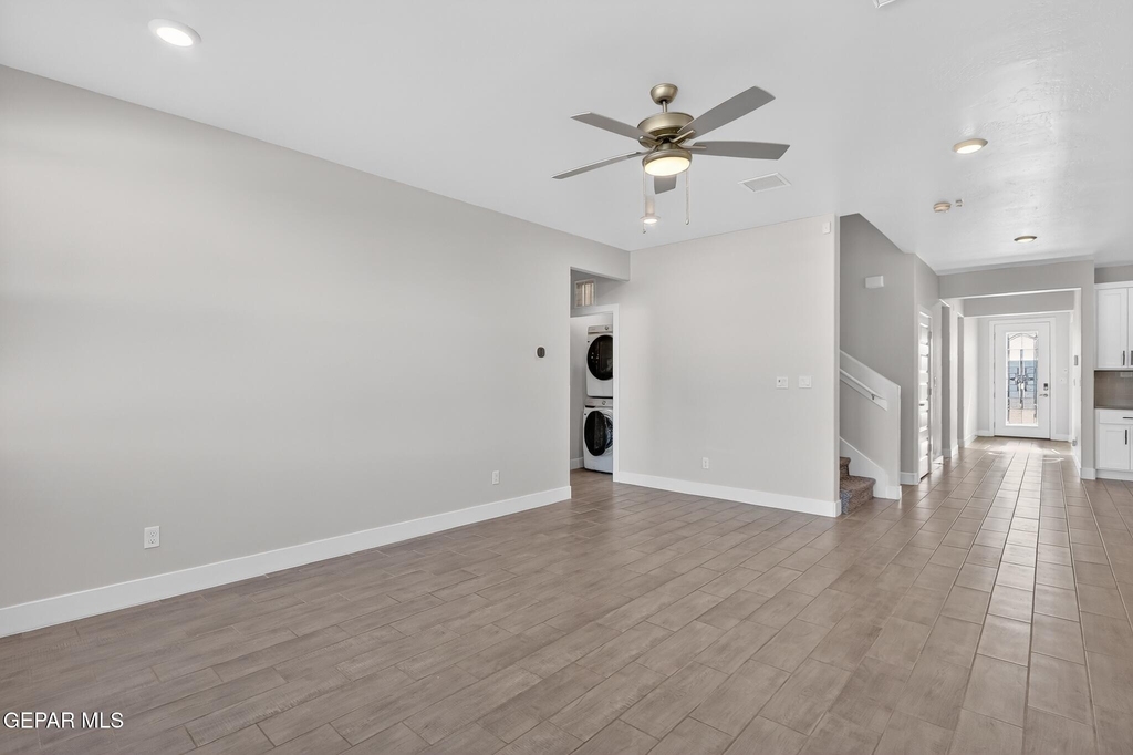 2233 Sandstone Place - Photo 28