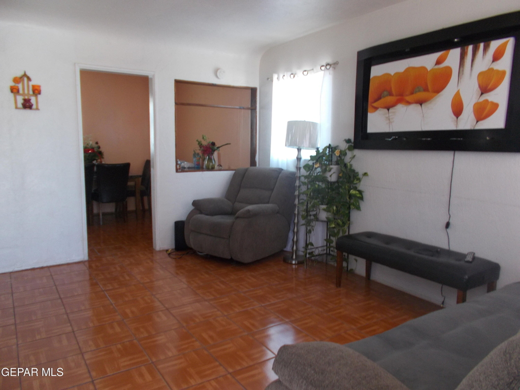 7724 Mustang Avenue - Photo 3