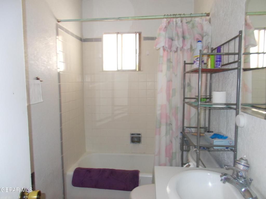 7724 Mustang Avenue - Photo 11