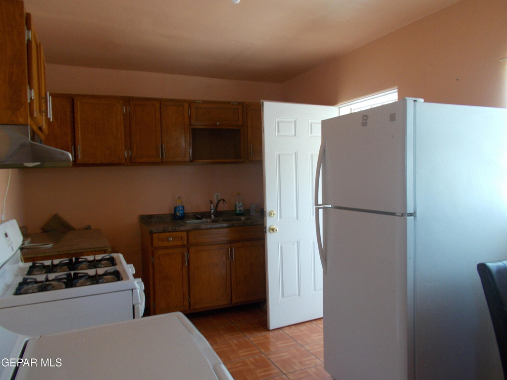 7724 Mustang Avenue - Photo 5