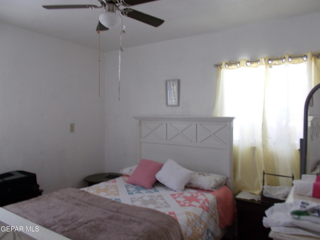 7724 Mustang Avenue - Photo 9