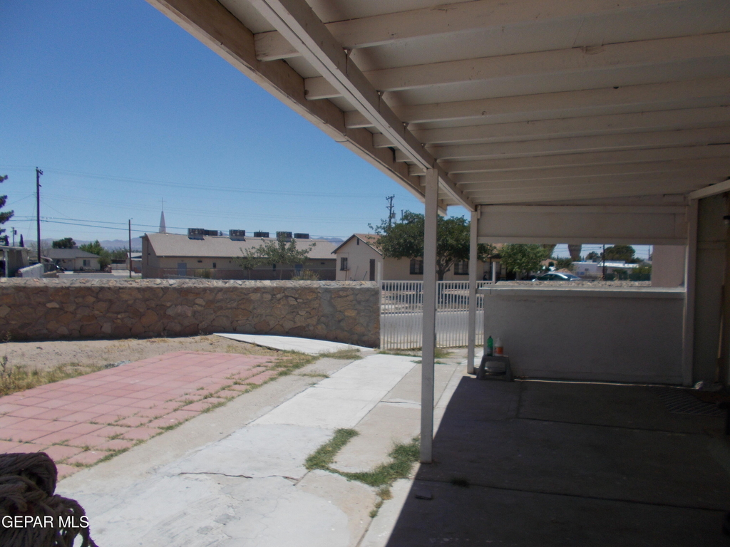 7724 Mustang Avenue - Photo 12