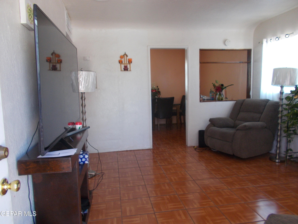 7724 Mustang Avenue - Photo 2