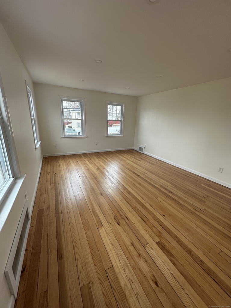 11 Colony Street - Photo 7