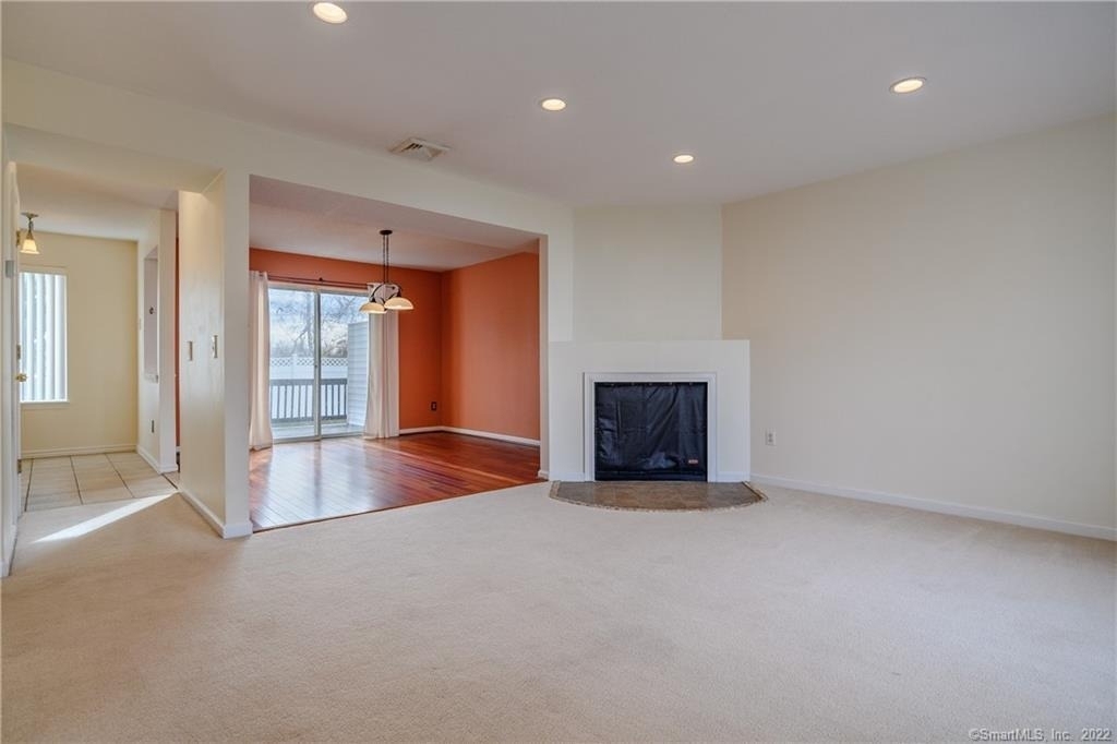 10 South Street - Photo 4