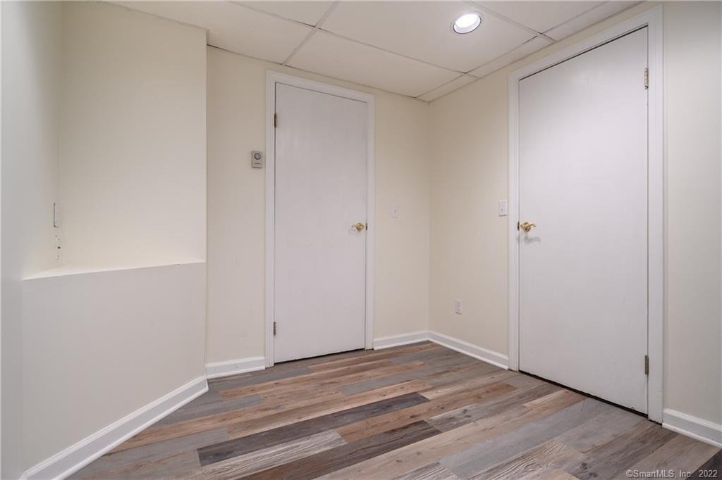 10 South Street - Photo 18