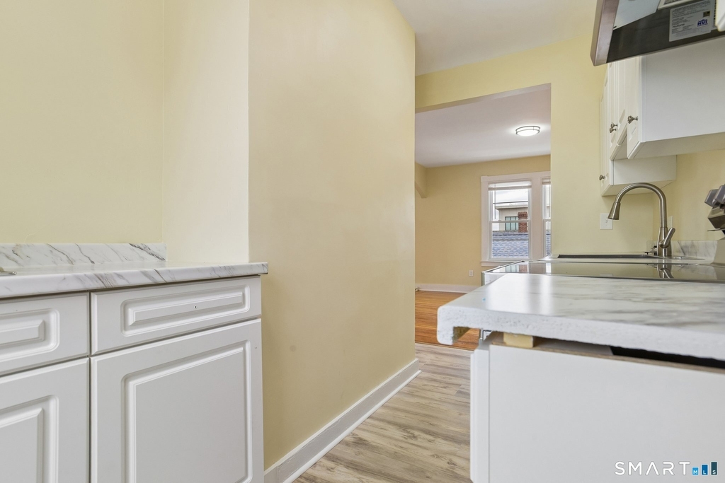 39 Grand Street - Photo 9