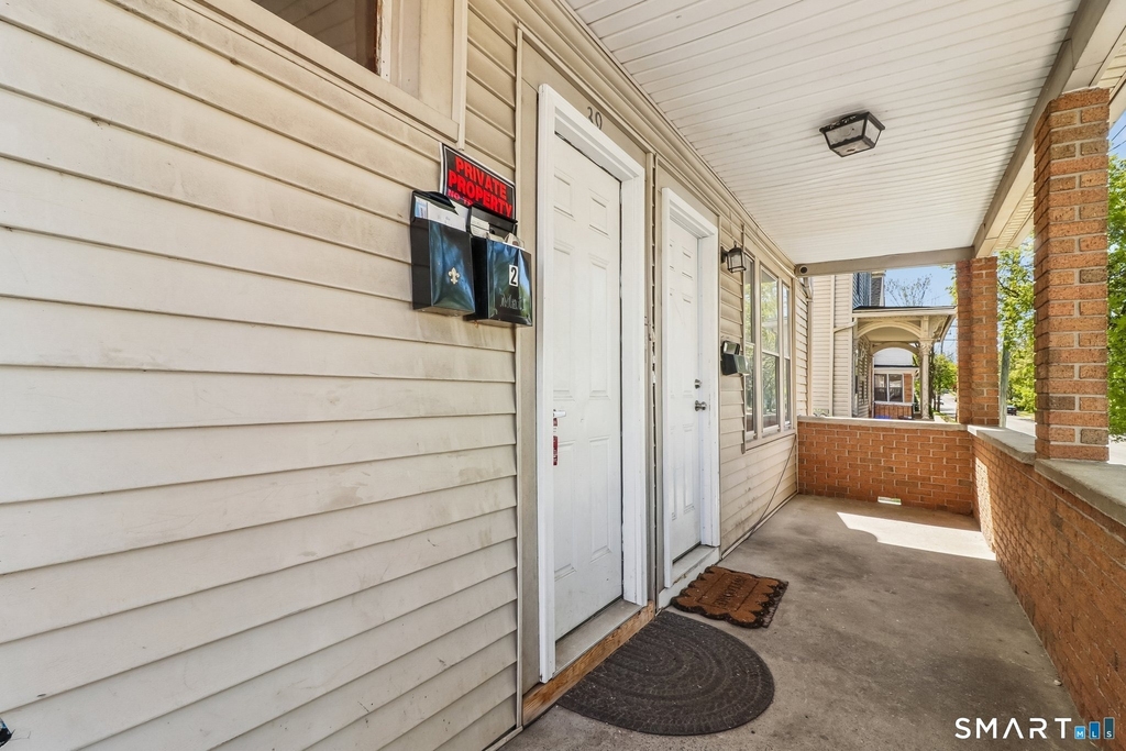 39 Grand Street - Photo 2