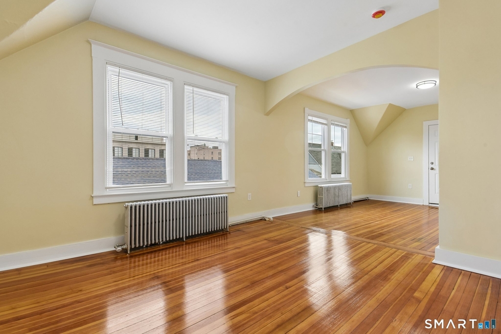 39 Grand Street - Photo 4