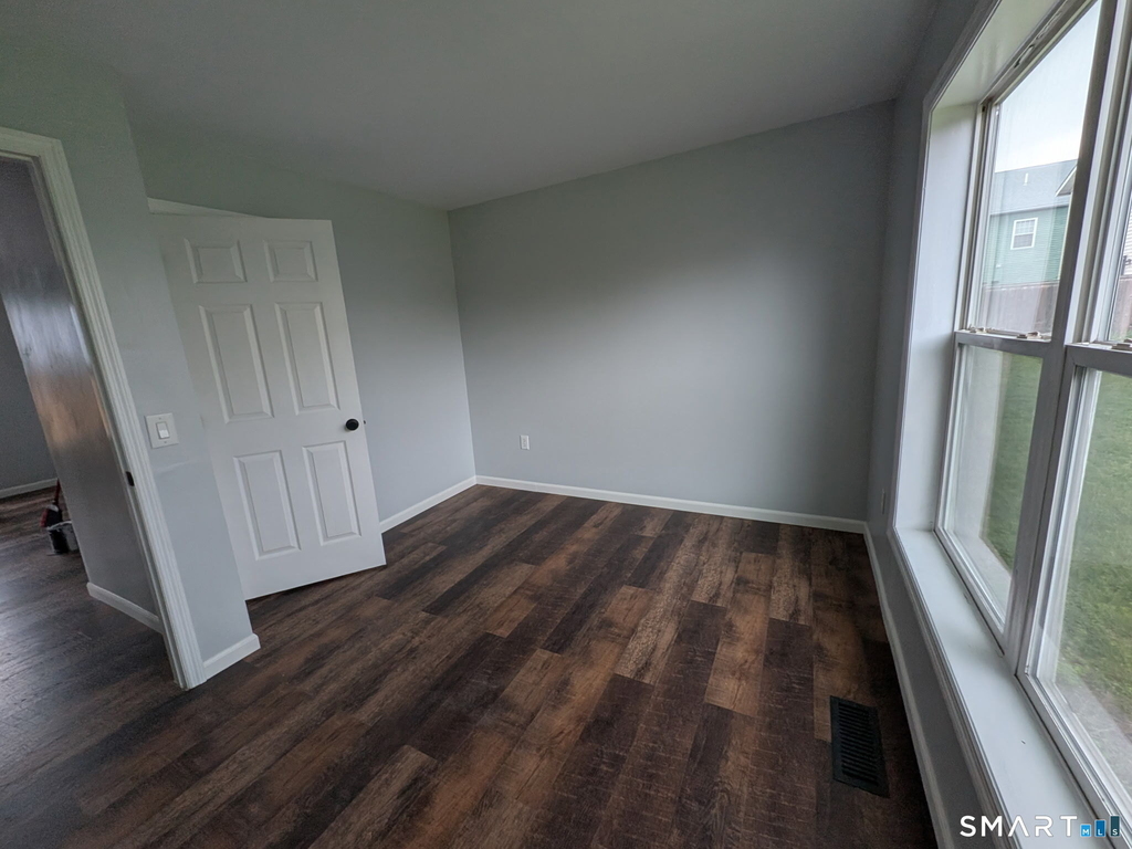 619 Shelton Street - Photo 6