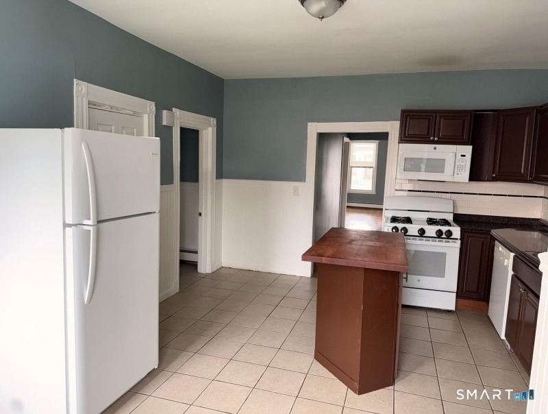 715 Noble Avenue - Photo 8