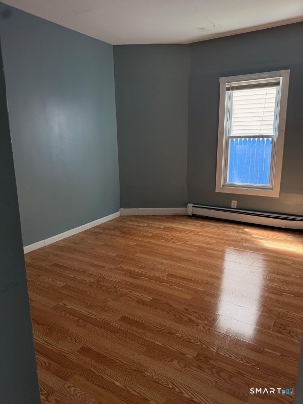 715 Noble Avenue - Photo 4