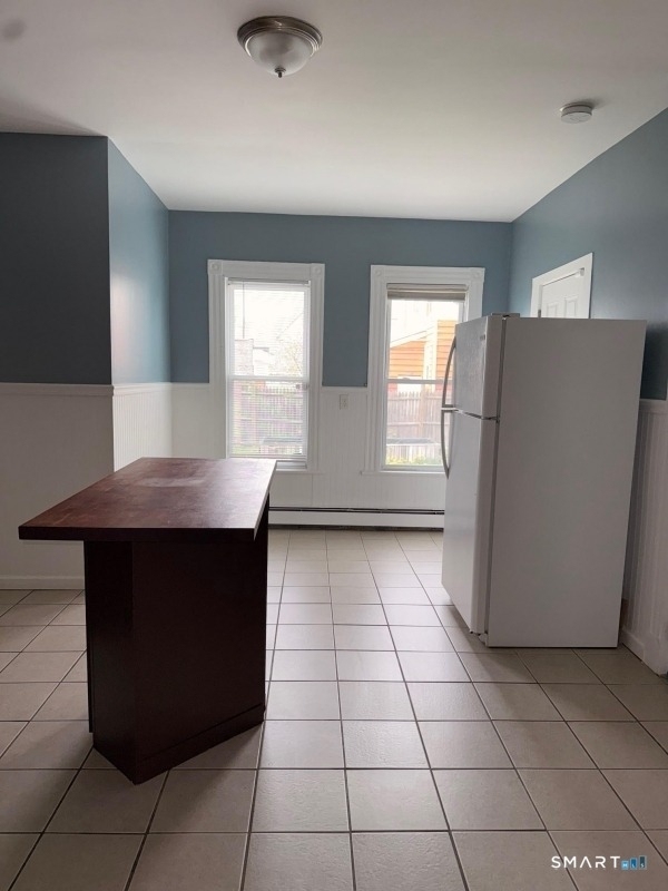 715 Noble Avenue - Photo 6