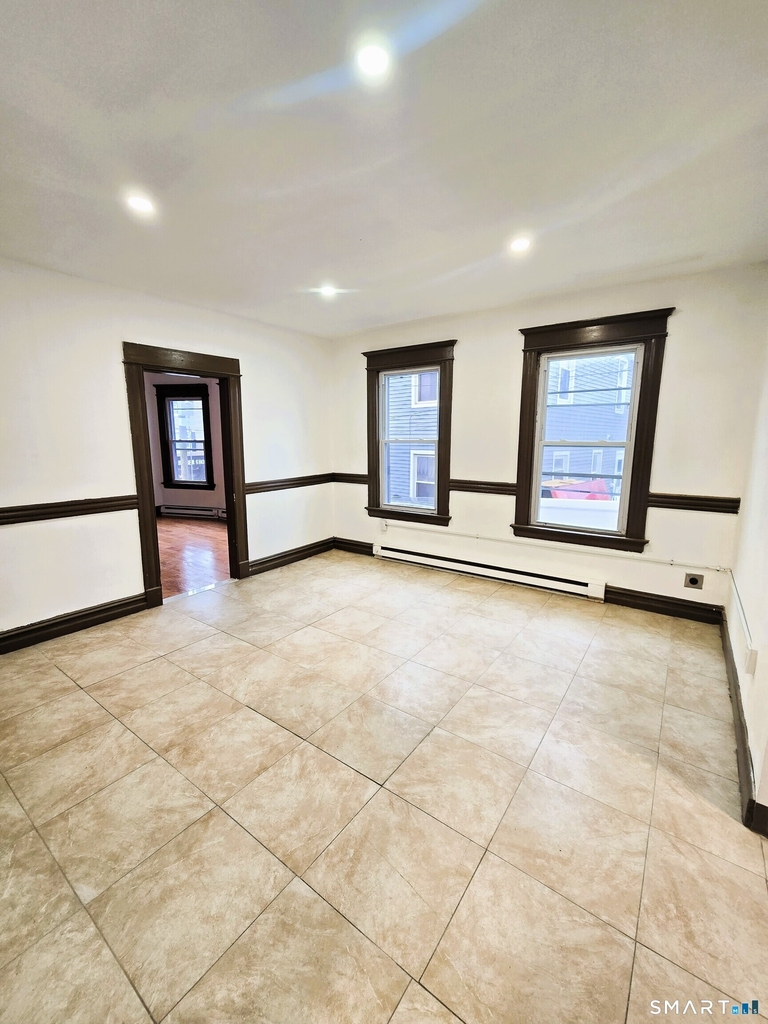 203 Cooke Street - Photo 2