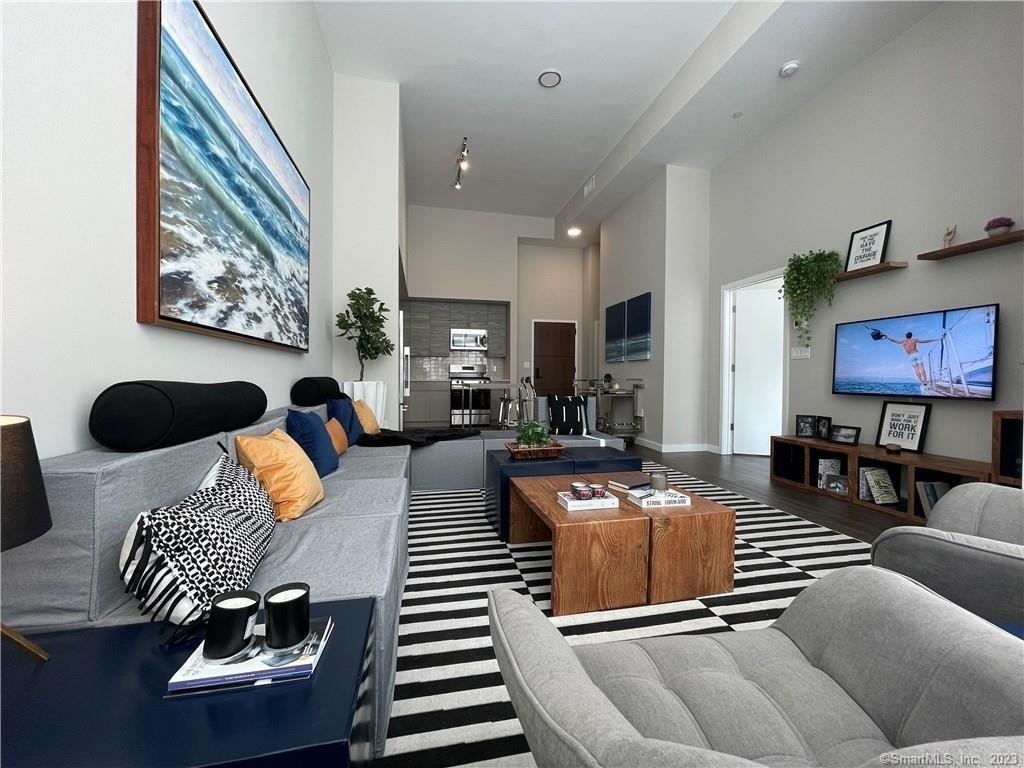 900 Pacific Street - Photo 3