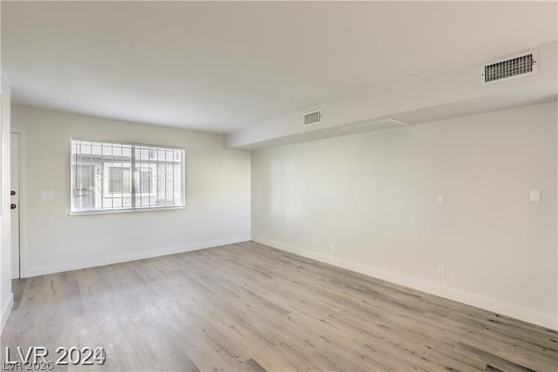 1436 N Jones Boulevard - Photo 8