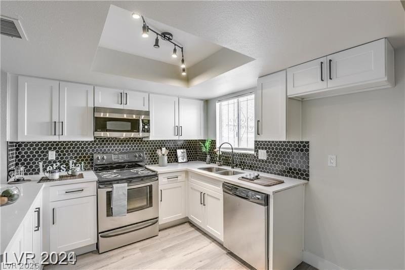 1436 N Jones Boulevard - Photo 4