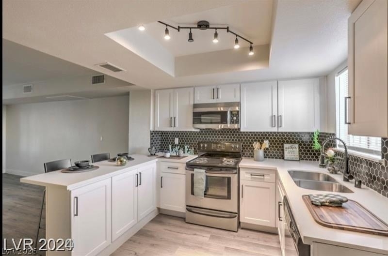 1436 N Jones Boulevard - Photo 3