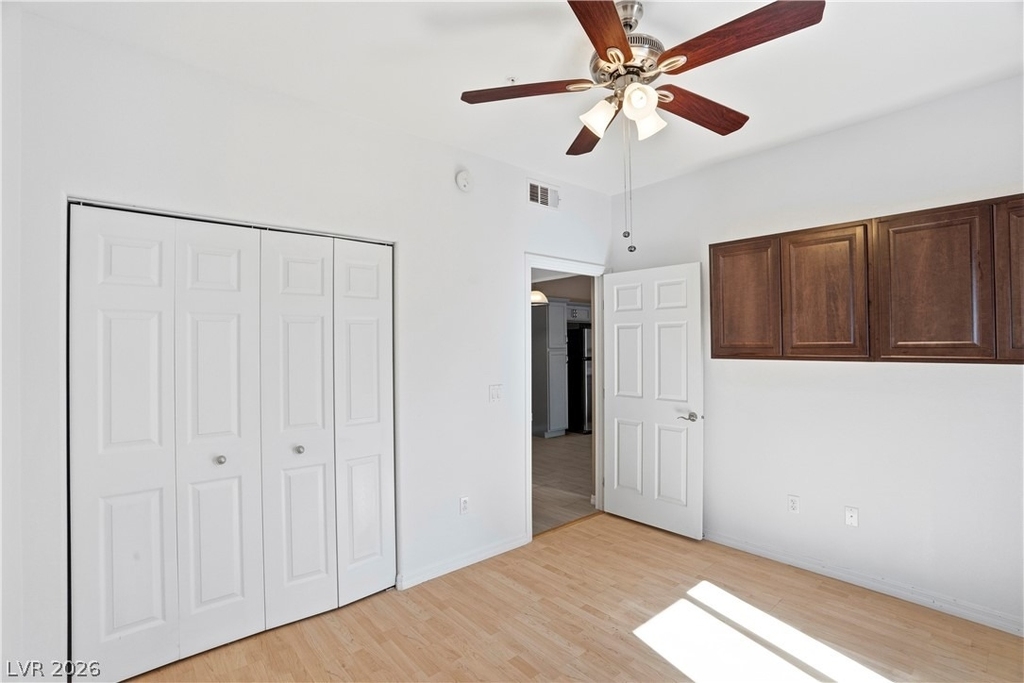 2291 W Horizon Ridge Parkway - Photo 8
