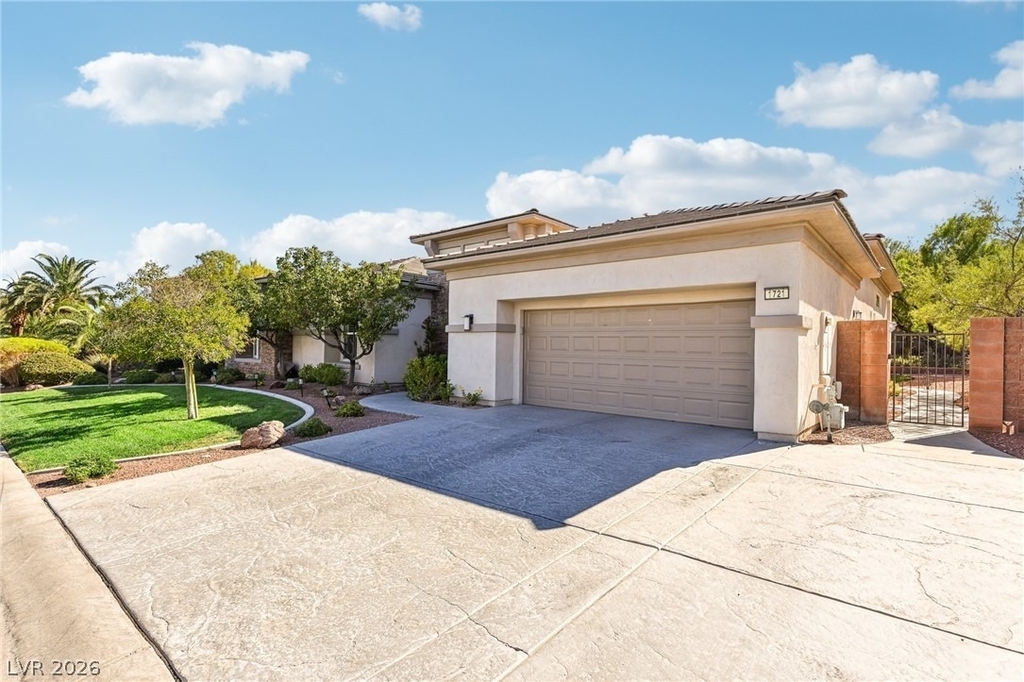 1721 Choice Hills Drive - Photo 2