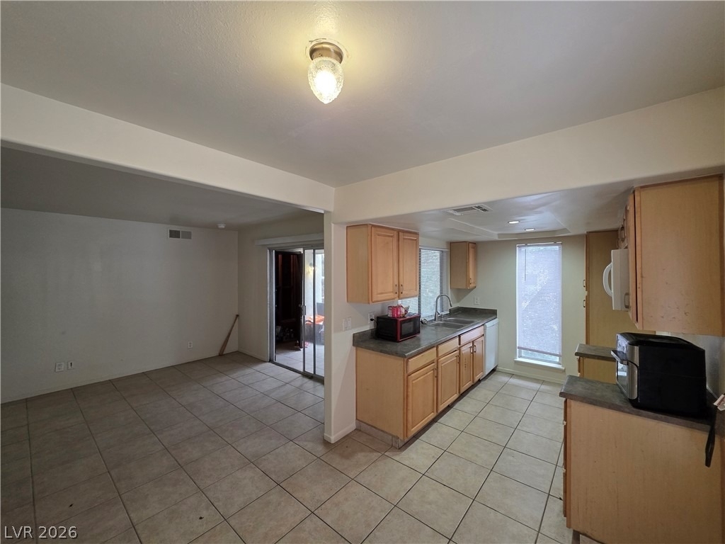 1440 Vegas Valley Drive - Photo 23