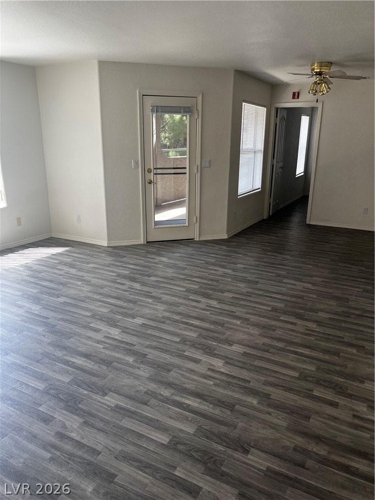 701 Capri Drive - Photo 3