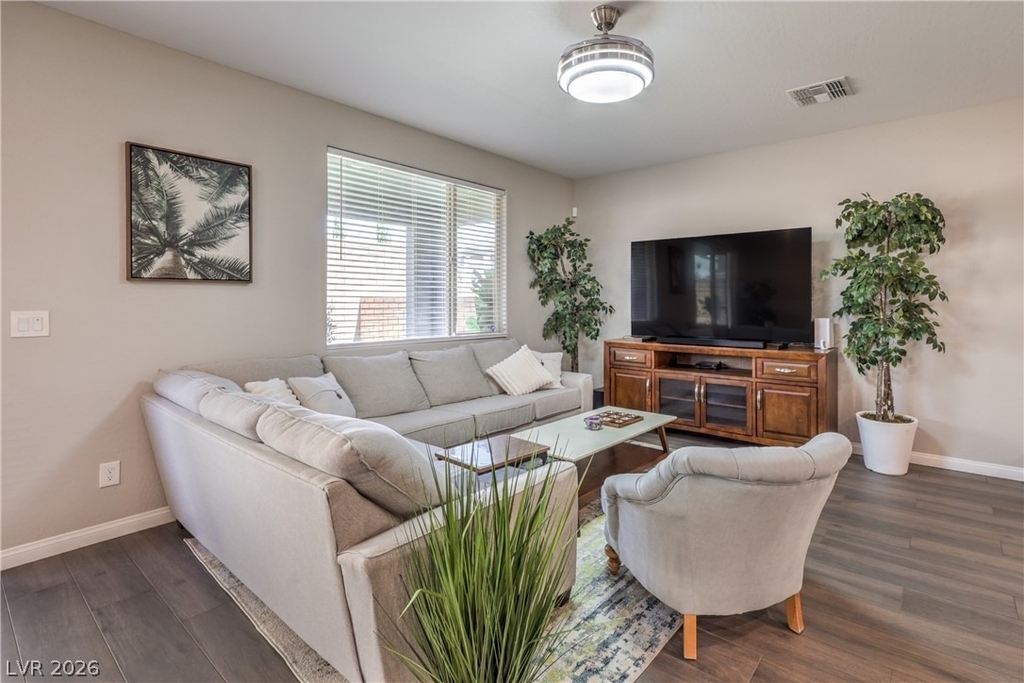 10646 Silver Pond Avenue - Photo 8