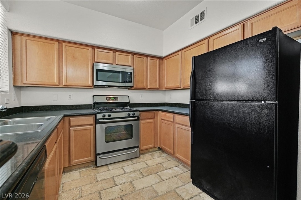 1709 King James Street - Photo 13