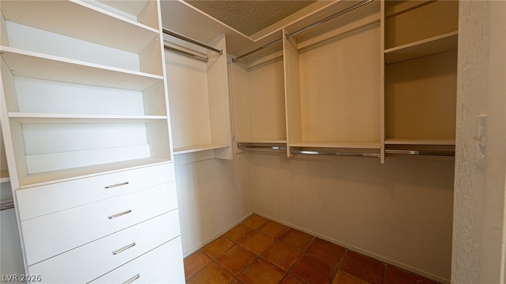 6357 Formula Way - Photo 27