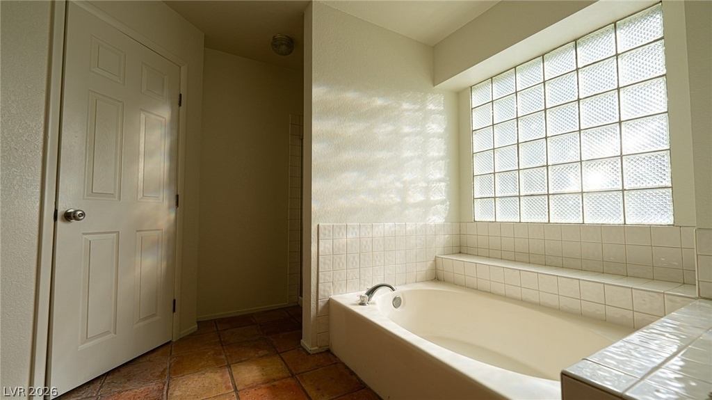 6357 Formula Way - Photo 22