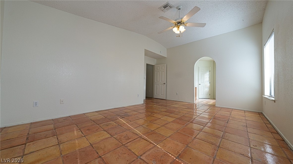 6357 Formula Way - Photo 19