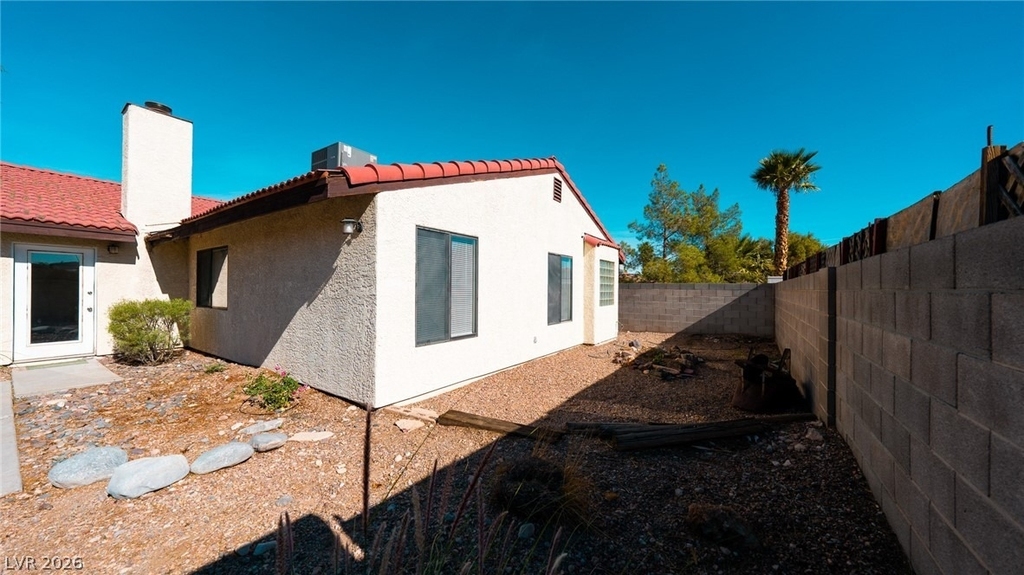 6357 Formula Way - Photo 30