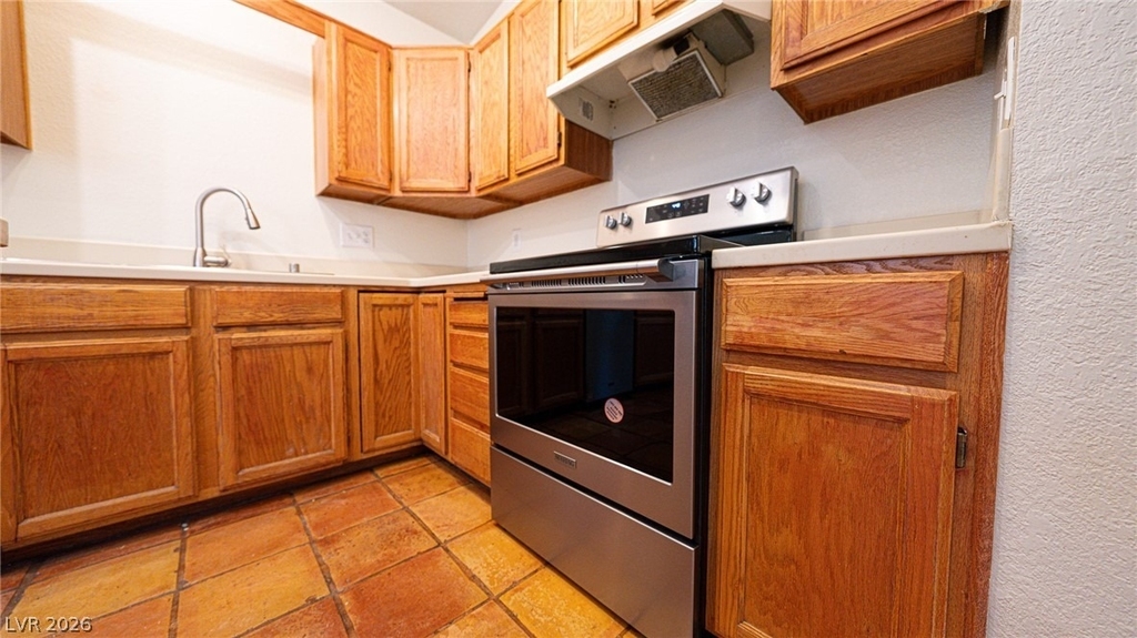 6357 Formula Way - Photo 10