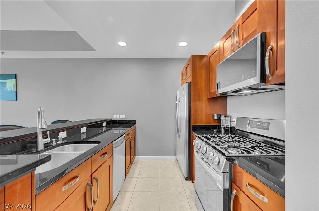 4525 Dean Martin Drive - Photo 8