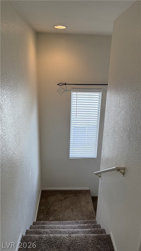 10024 Via Toro Avenue - Photo 24
